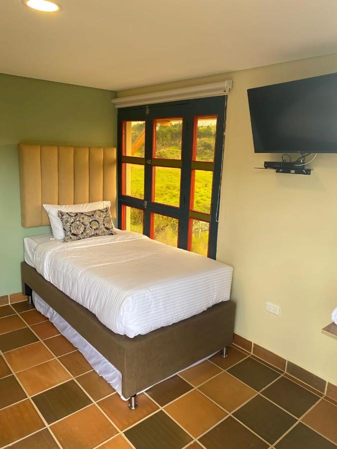 Hotel Bambu Guatapé エクステリア 写真
